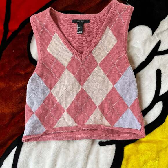 Forever 21 Argyle Crop Sweater Vest - Picture 1 of 2